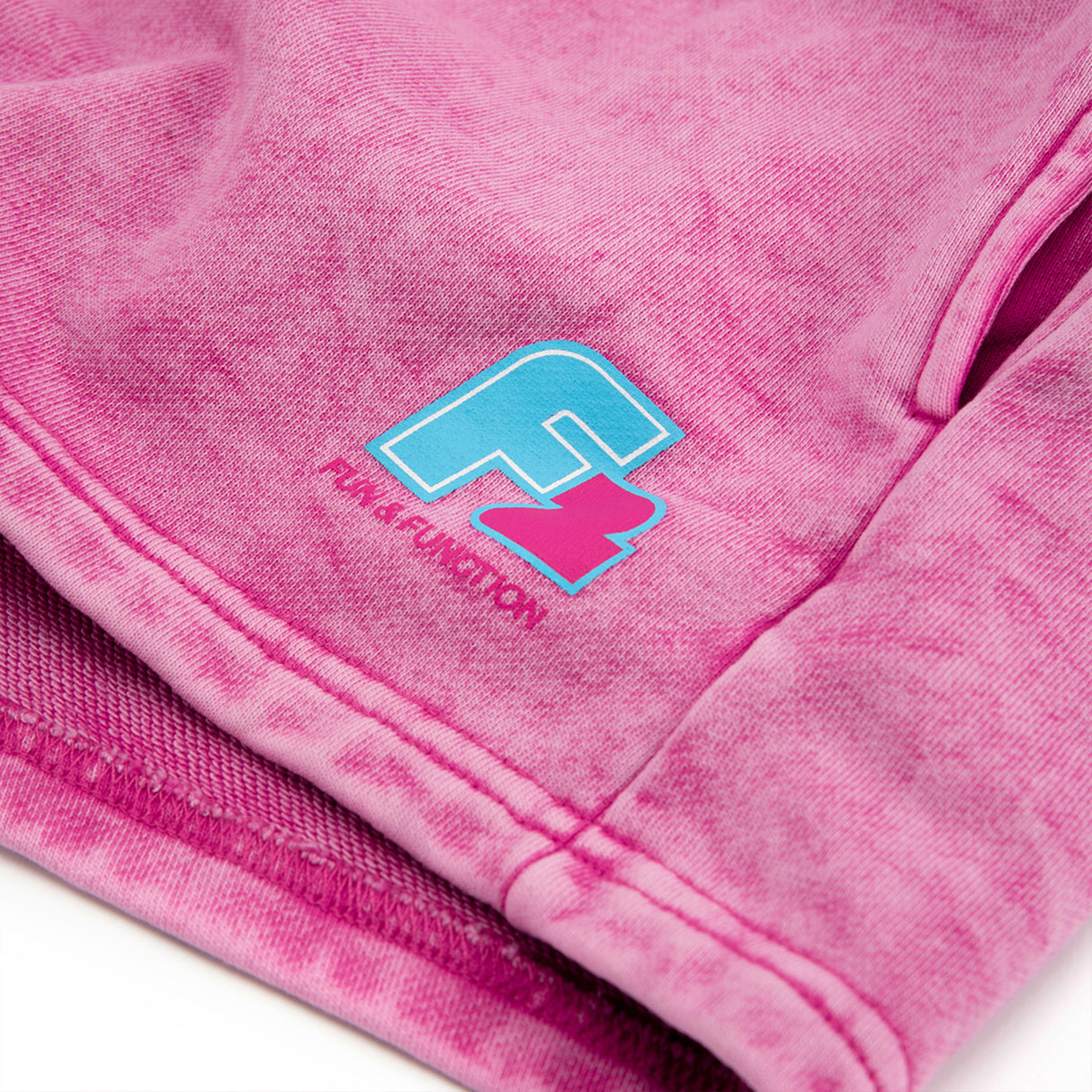 F2 Retro Silberpfeil Shorts Magenta Stonewashed Damen Sweatshorts - Größe wählbar