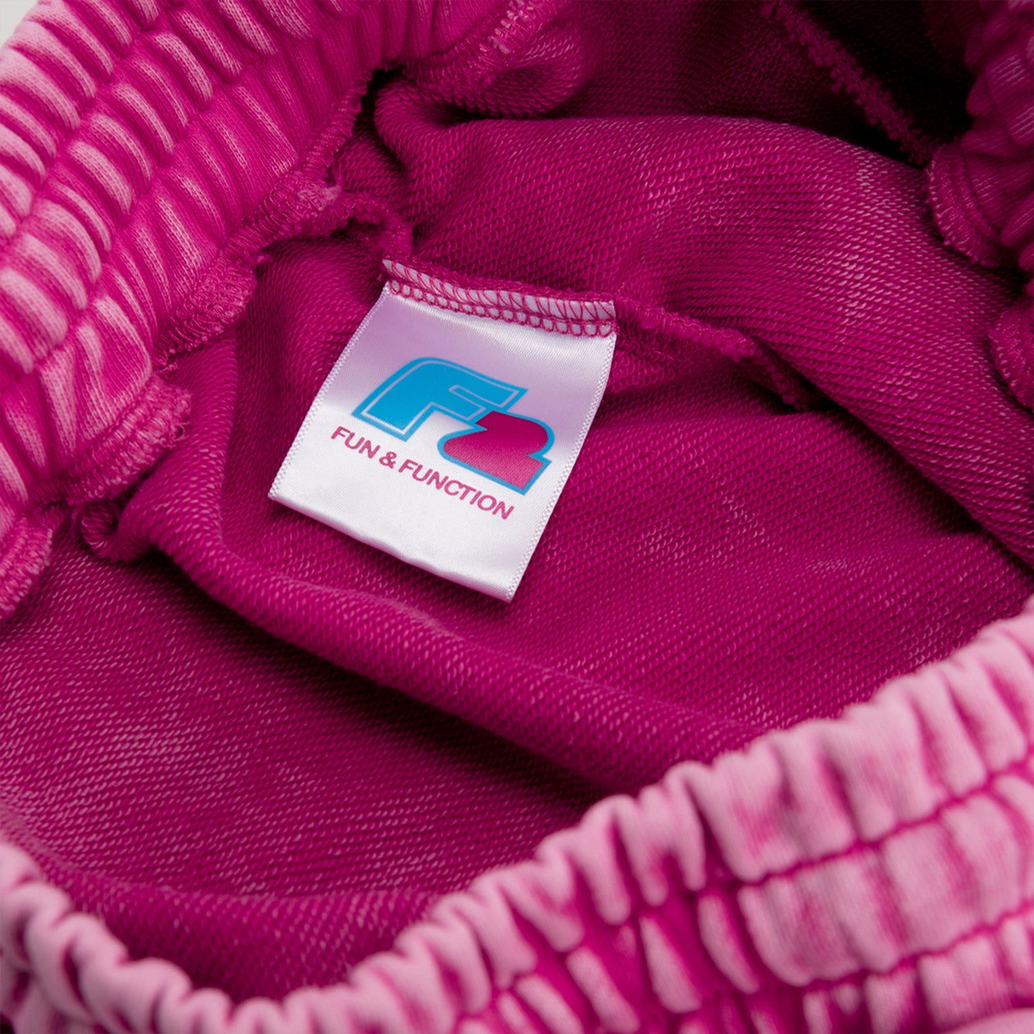 F2 Retro Silberpfeil Shorts Magenta Stonewashed Damen Sweatshorts - Größe wählbar