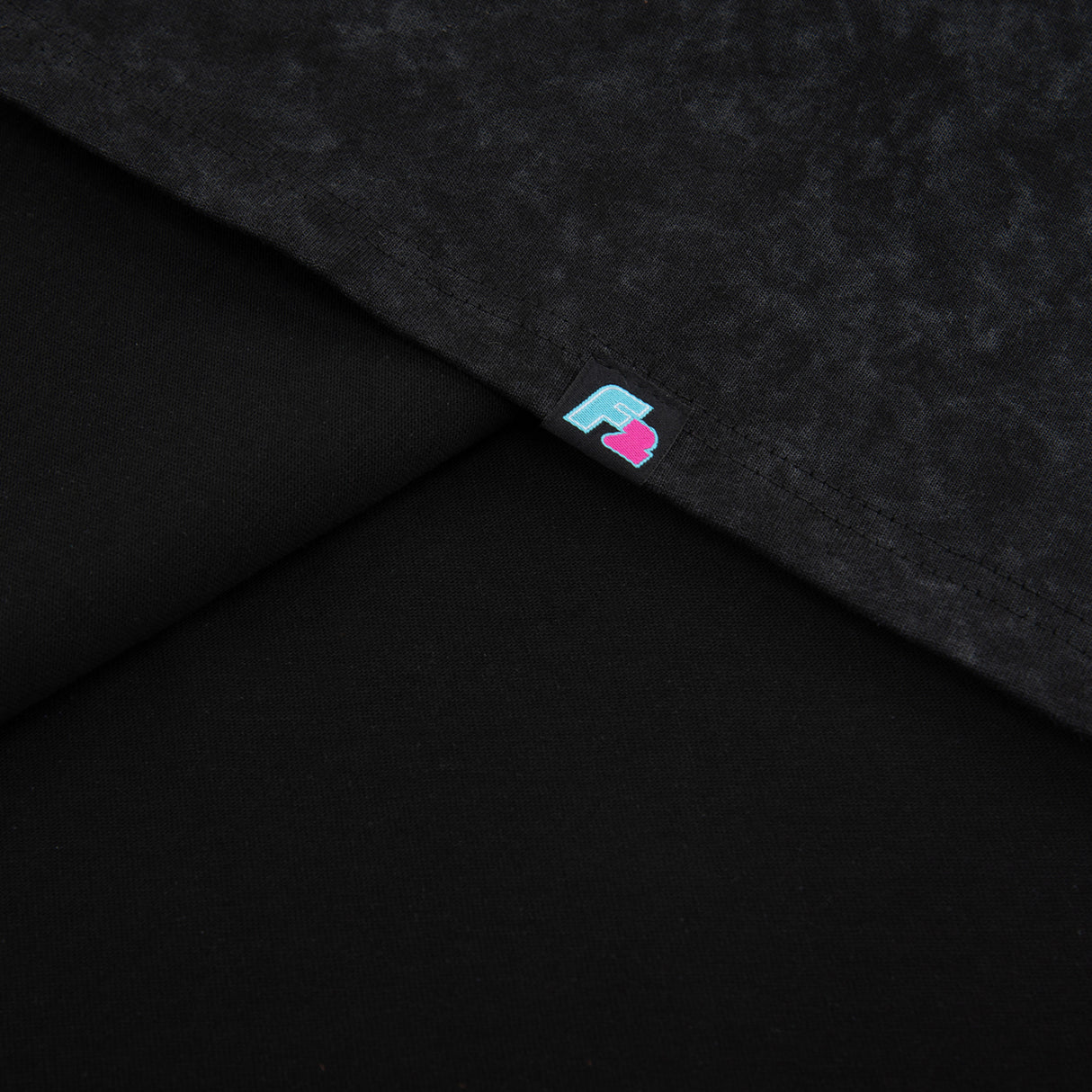 F2 Retro T-Shirt Strato Black Stonewashed Unisex Tshirt Schwarz - Größe wählbar