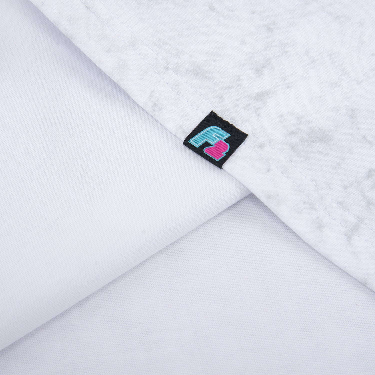 F2 Retro T-Shirt Strato White Stonewashed Unisex Tshirt Weiss - Größe wählbar