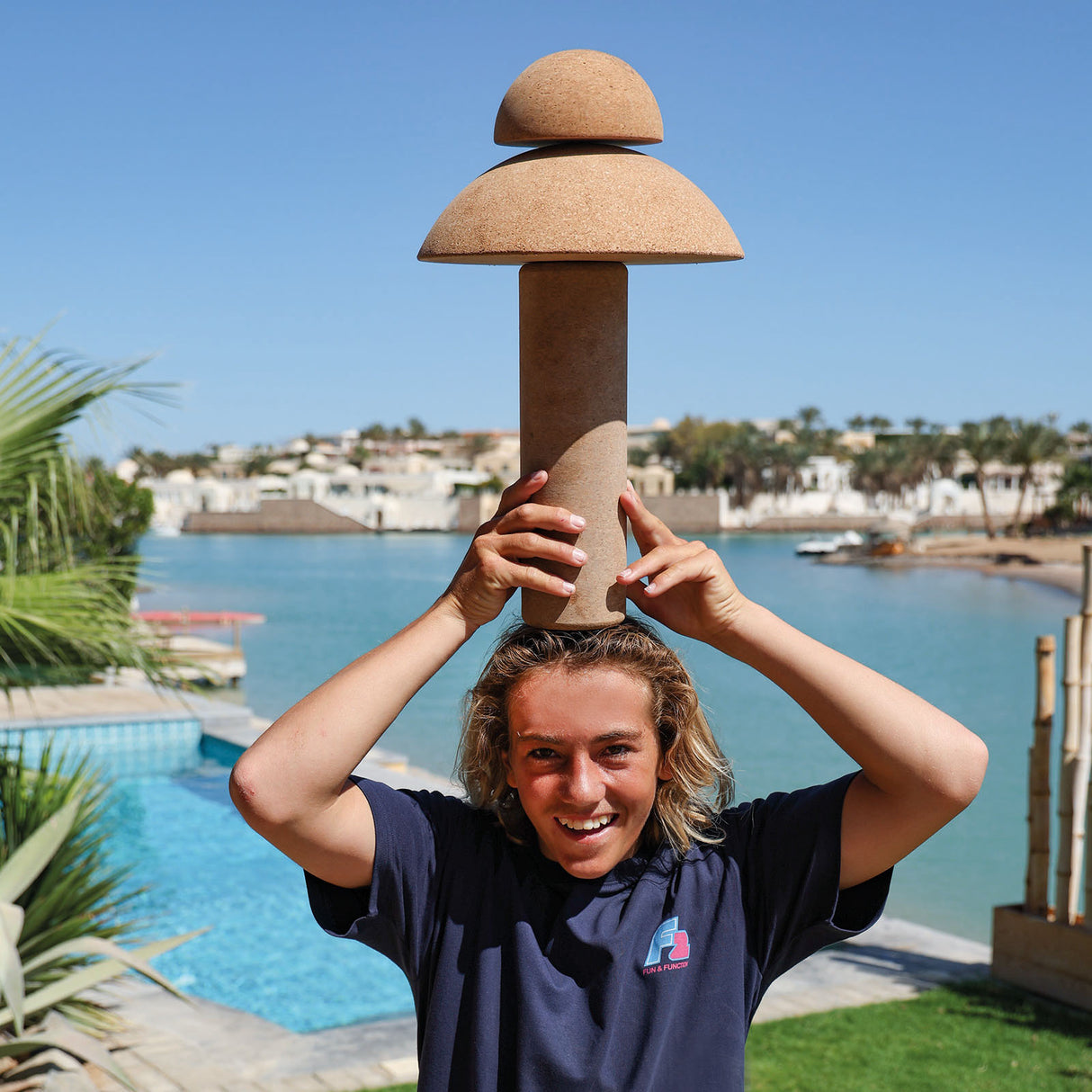 F2 Set Balance Board Surfer 76x28cm + Halbkugel und Korkrolle